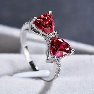 Gorgeous & Sparkly Red Bow Ring with Cubic Zirconia Accents – Size 7 NWT